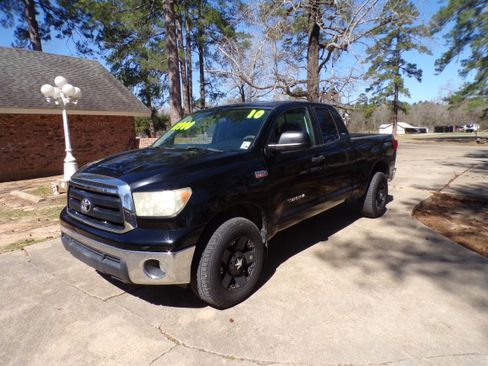 Used 2010 Toyota Tundra SR5 image 8