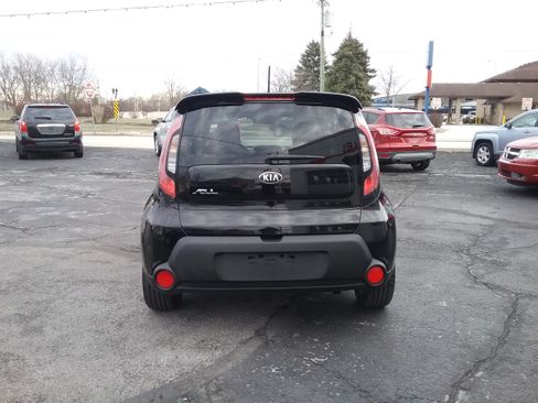 Used 2016 Kia Soul image 11