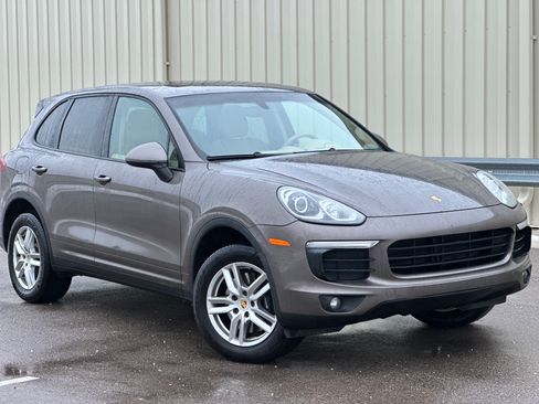 Used 2016 Porsche Cayenne image 13