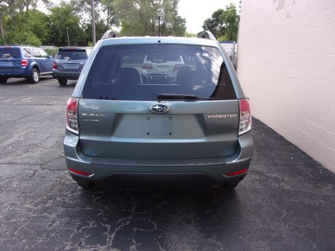 Used 2010 Subaru Forester 2.5X Premium AWD/4WD image 5