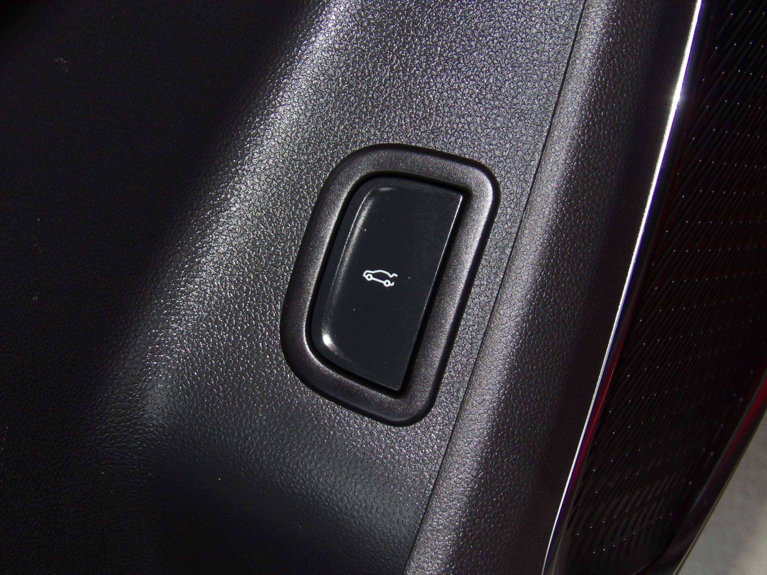 Used 2026 GMC Acadia FWD Elevation image 16