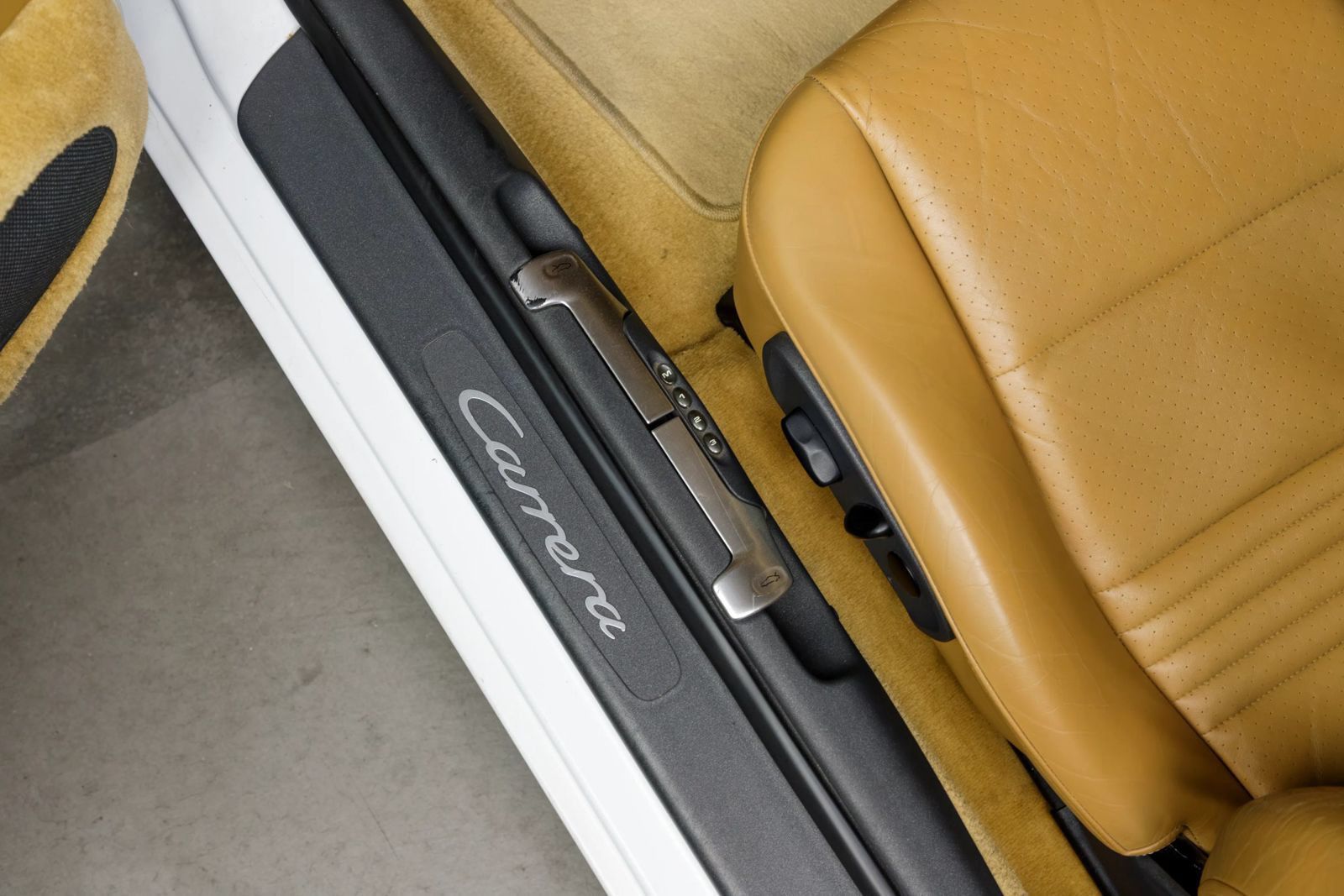 Used 1999 Porsche 911 Carrera image 71