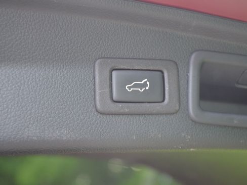 Used 2016 Subaru Forester 2.0XT Touring AWD/4WD image 28