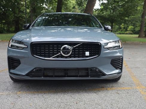 Used 2023 Volvo V60 T8 Polestar AWD image 8