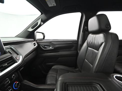 Used 2021 Chevrolet Suburban RST image 39