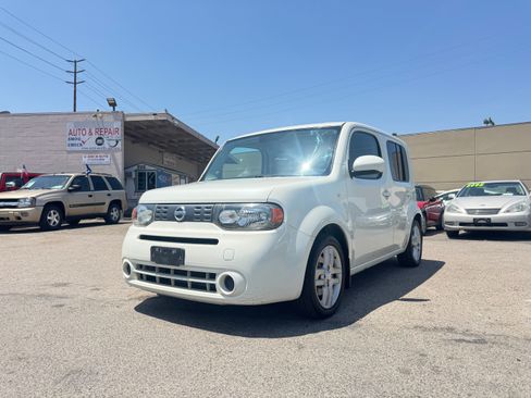 Used 2010 Nissan Cube 1.8 SL FWD image 2