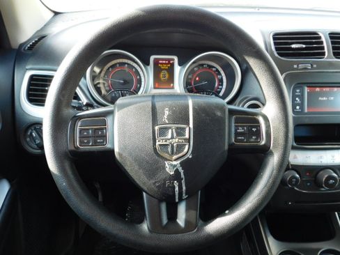 Used 2018 Dodge Journey SXT image 14