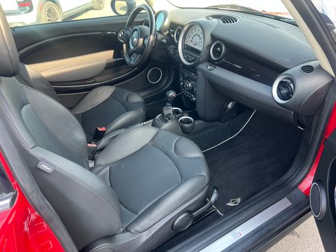 Used 2011 MINI Cooper Clubman S image 19