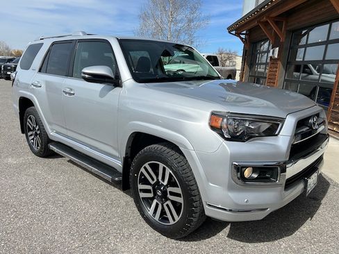 Used 2015 Toyota 4Runner Limited image 2