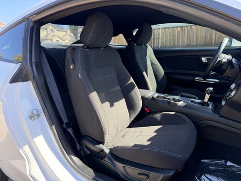 Used 2019 Ford Mustang EcoBoost RWD image 16