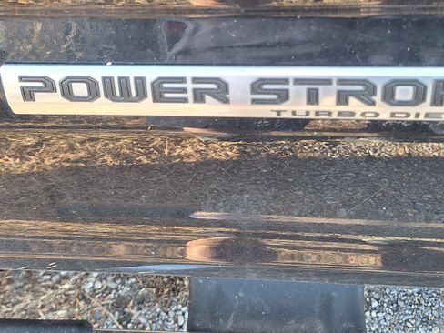 Used 2017 Ford F350 Lariat image 9