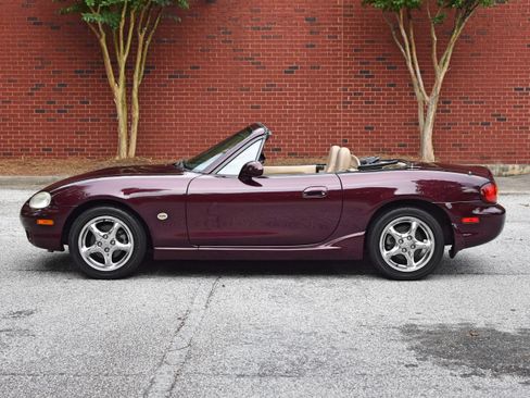Used 2000 MAZDA MX-5 Miata Special Edition image 1