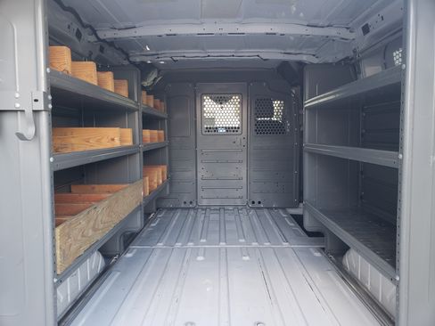 Used 2023 Ford Transit 250 image 8