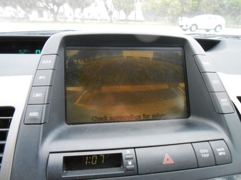 Used 2007 Toyota Prius Touring image 12