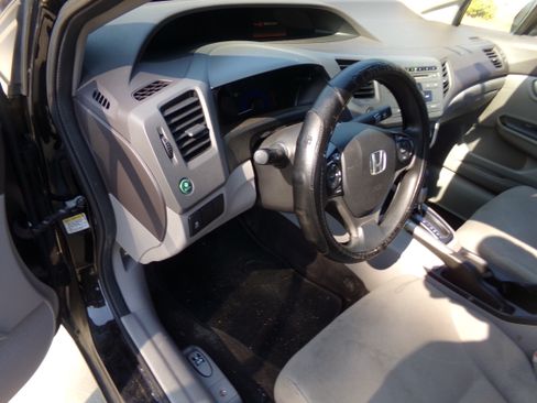 Used 2012 Honda Civic LX image 9