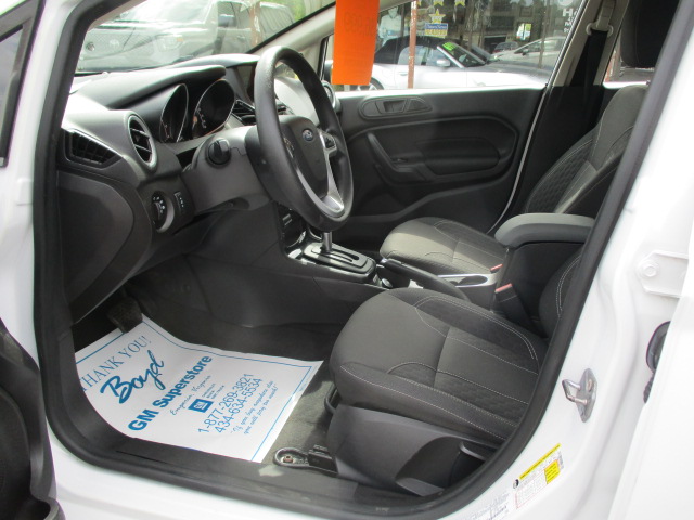 Used 2019 Ford Fiesta SE Sedan FWD image 15