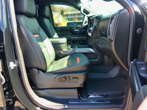 Used 2022 GMC Sierra 2500 AT4 image 49