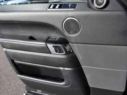 Used 2019 Land Rover Range Rover Sport HSE image 20