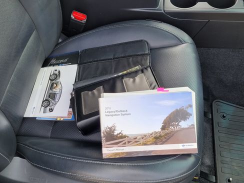 Used 2015 Subaru Outback 2.5i Limited image 16