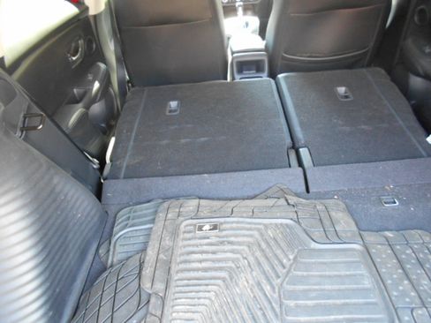 Used 2024 Honda HR-V AWD EX-L image 7