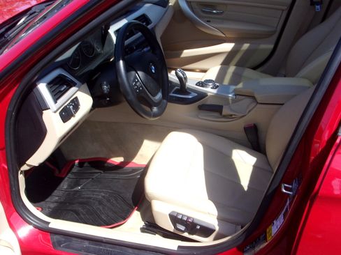 Used 2014 BMW 328i xDrive Wagon AWD/4WD image 18