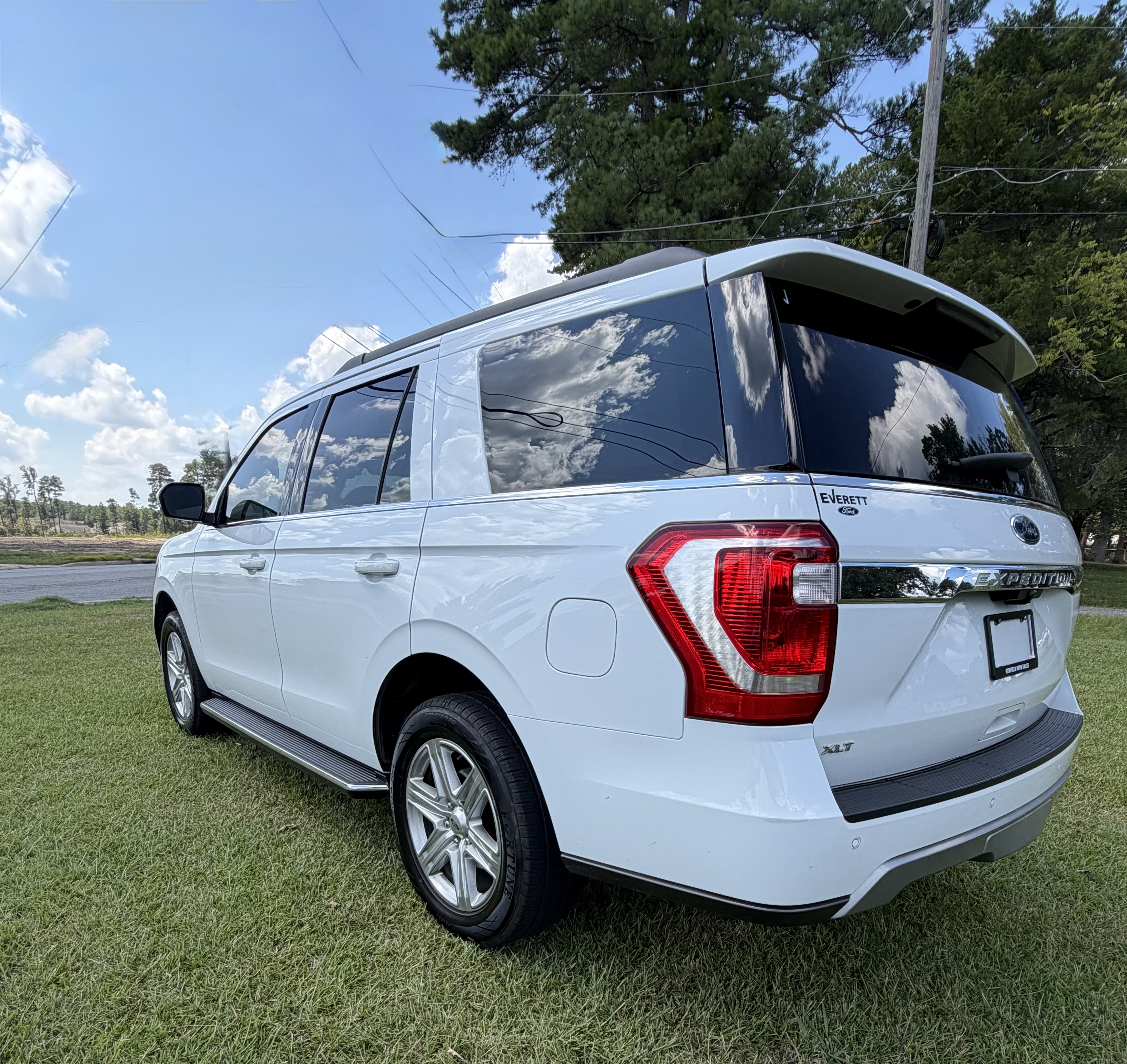 Used 2019 Ford Expedition 2WD XLT image 8