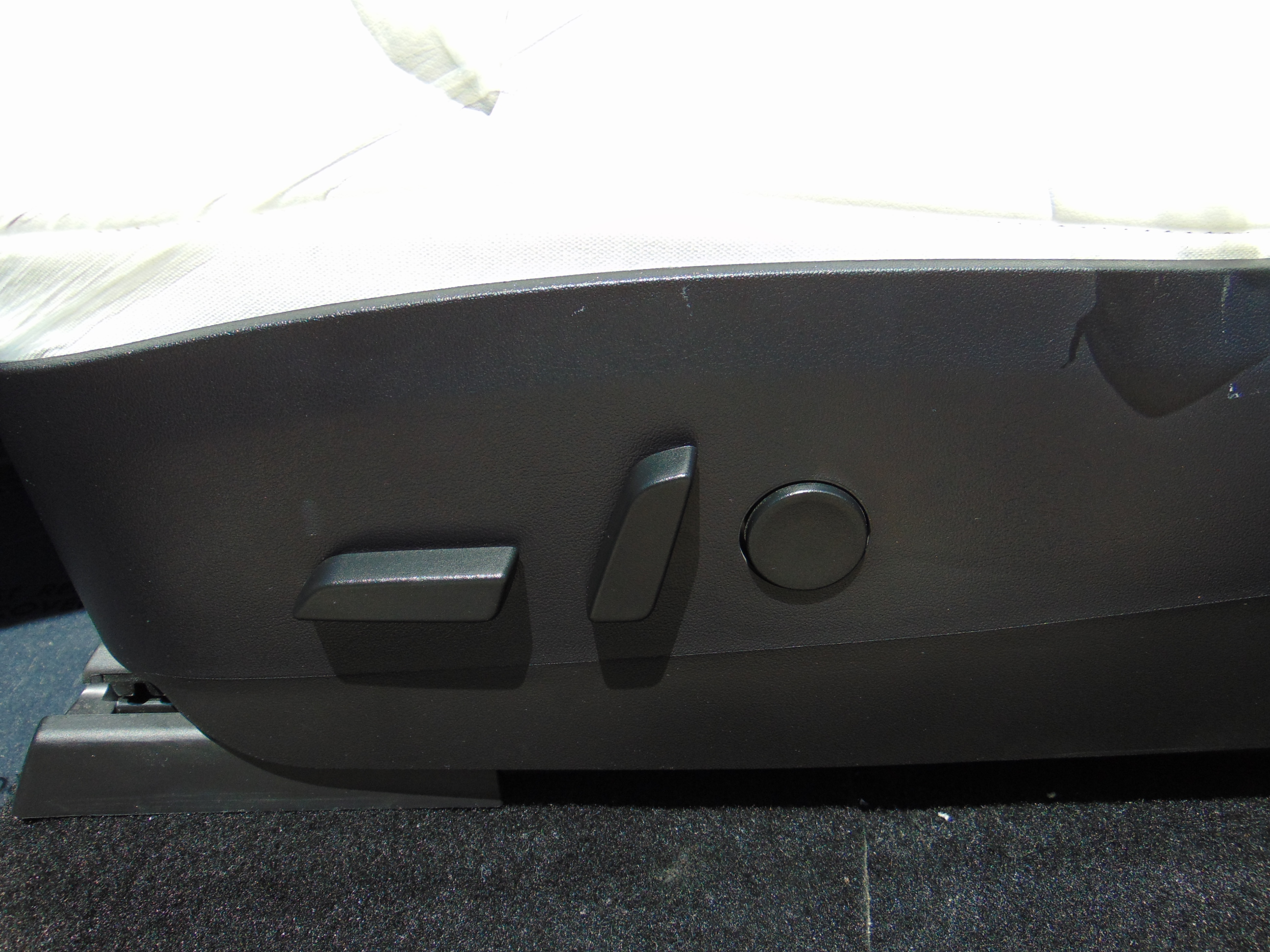 Used 2020 Tesla Model Y Long Range AWD/4WD image 20