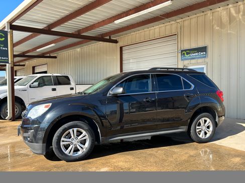 Used 2015 Chevrolet Equinox LT image 2
