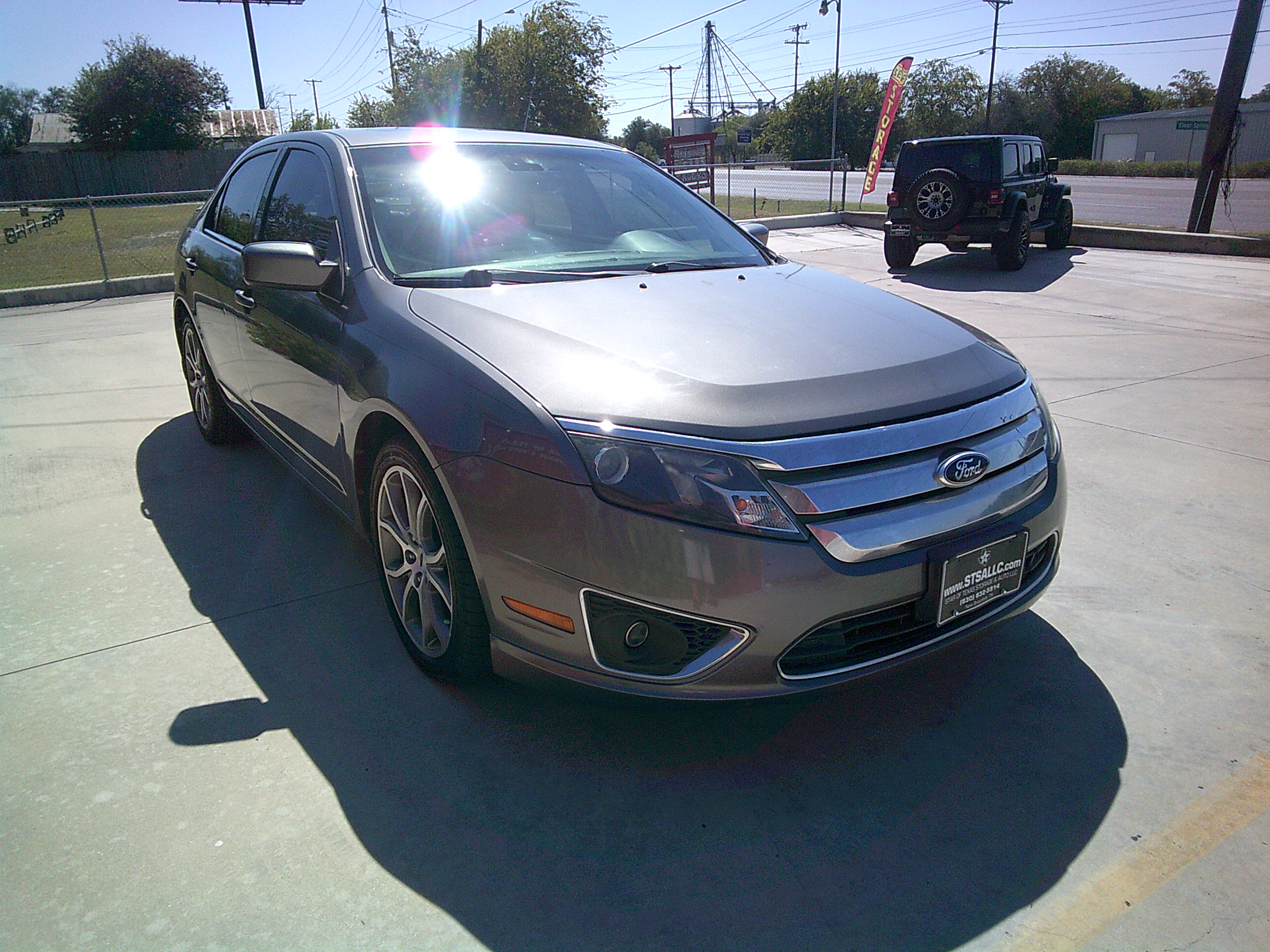 Used 2011 Ford Fusion SEL FWD image 5
