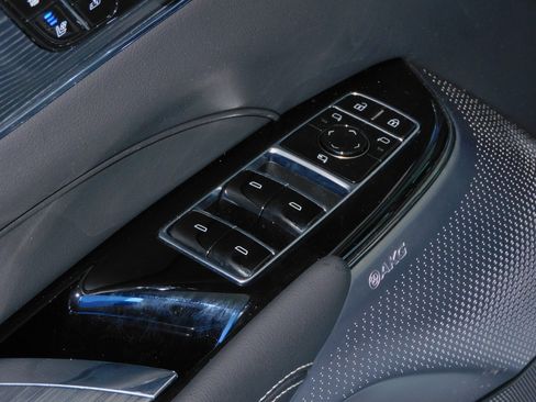 Used 2024 Cadillac Lyriq Luxury image 21