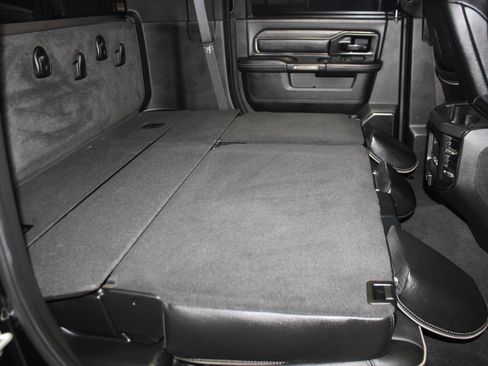 Used 2023 RAM 3500 Limited image 32