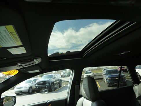 Used 2024 Subaru Outback Wilderness image 17