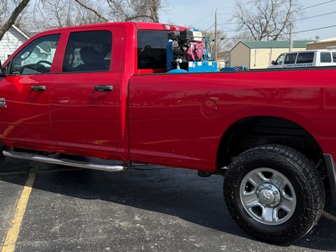 Used 2017 RAM 2500 Tradesman image 3