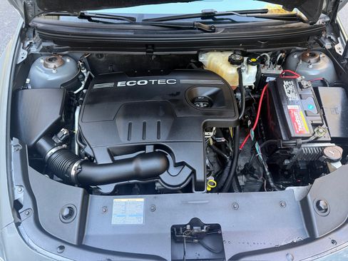 Used 2008 Chevrolet Malibu LT image 16