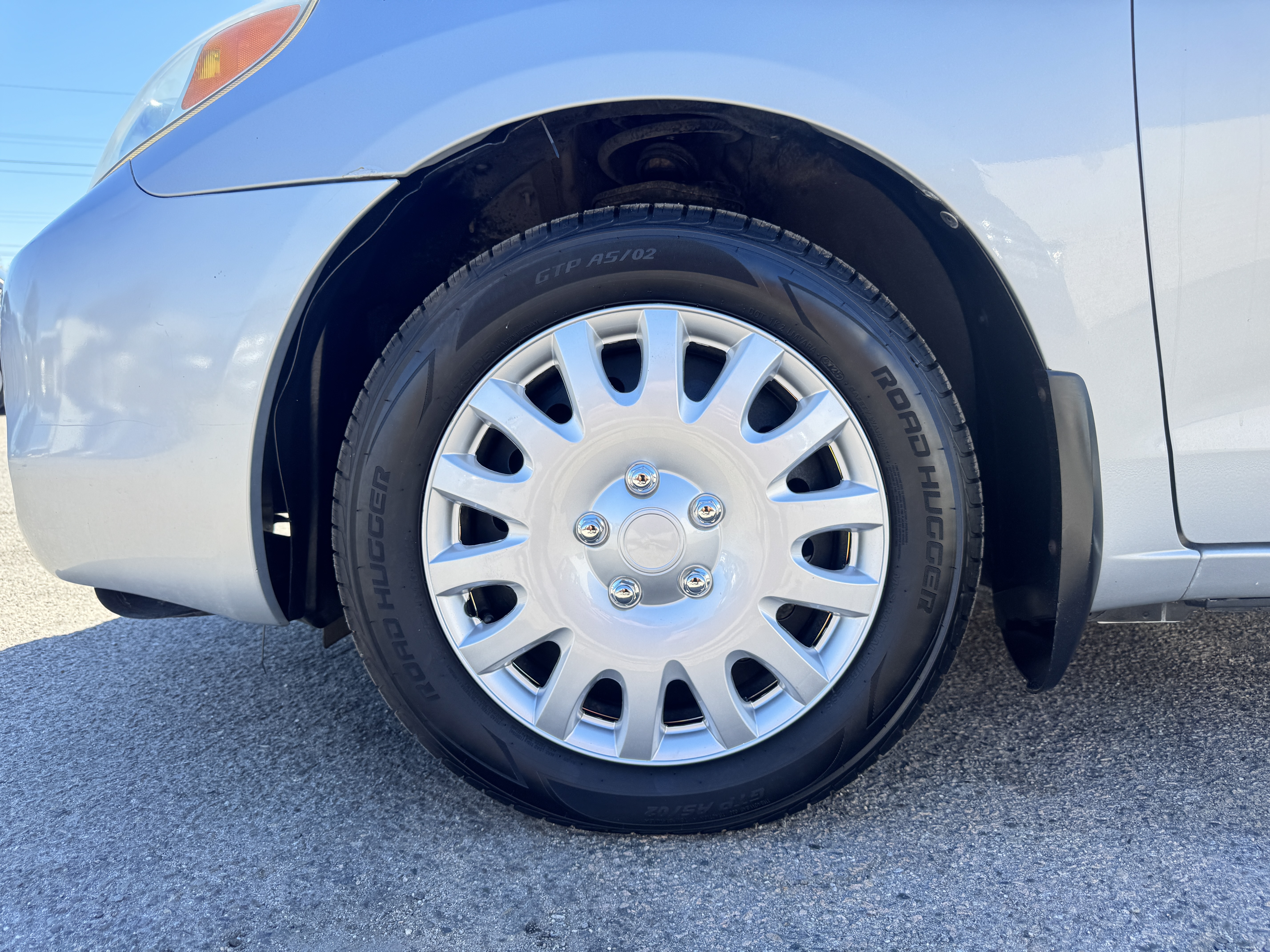 Used 2006 Toyota Matrix UNAVAIL FWD image 14