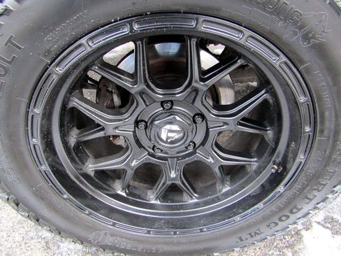 Used 2019 RAM 1500 Classic Big Horn image 10