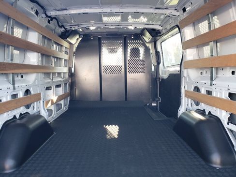 Used 2024 Ford Transit 250 image 10