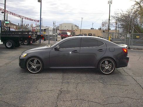 Used 2011 Lexus IS 250 Premium image 7