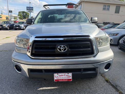 Used 2011 Toyota Tundra 4x4 Double Cab image 3