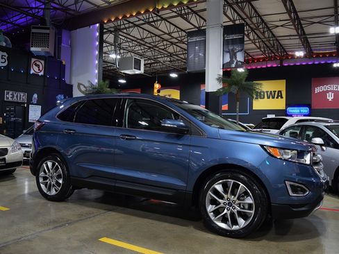 Used 2018 Ford Edge Titanium image 14