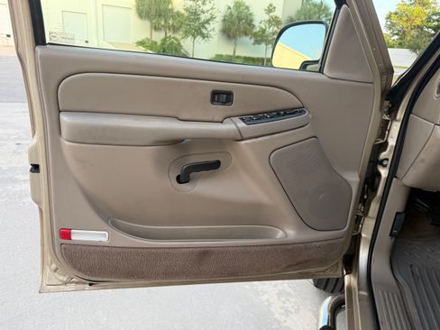 Used 2004 Chevrolet Silverado 2500 LS RWD image 72