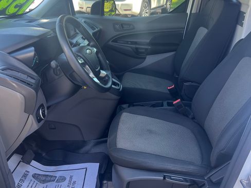 Used 2020 Ford Transit Connect XL image 5