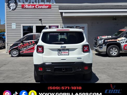 Used 2018 Jeep Renegade 4WD Latitude image 6