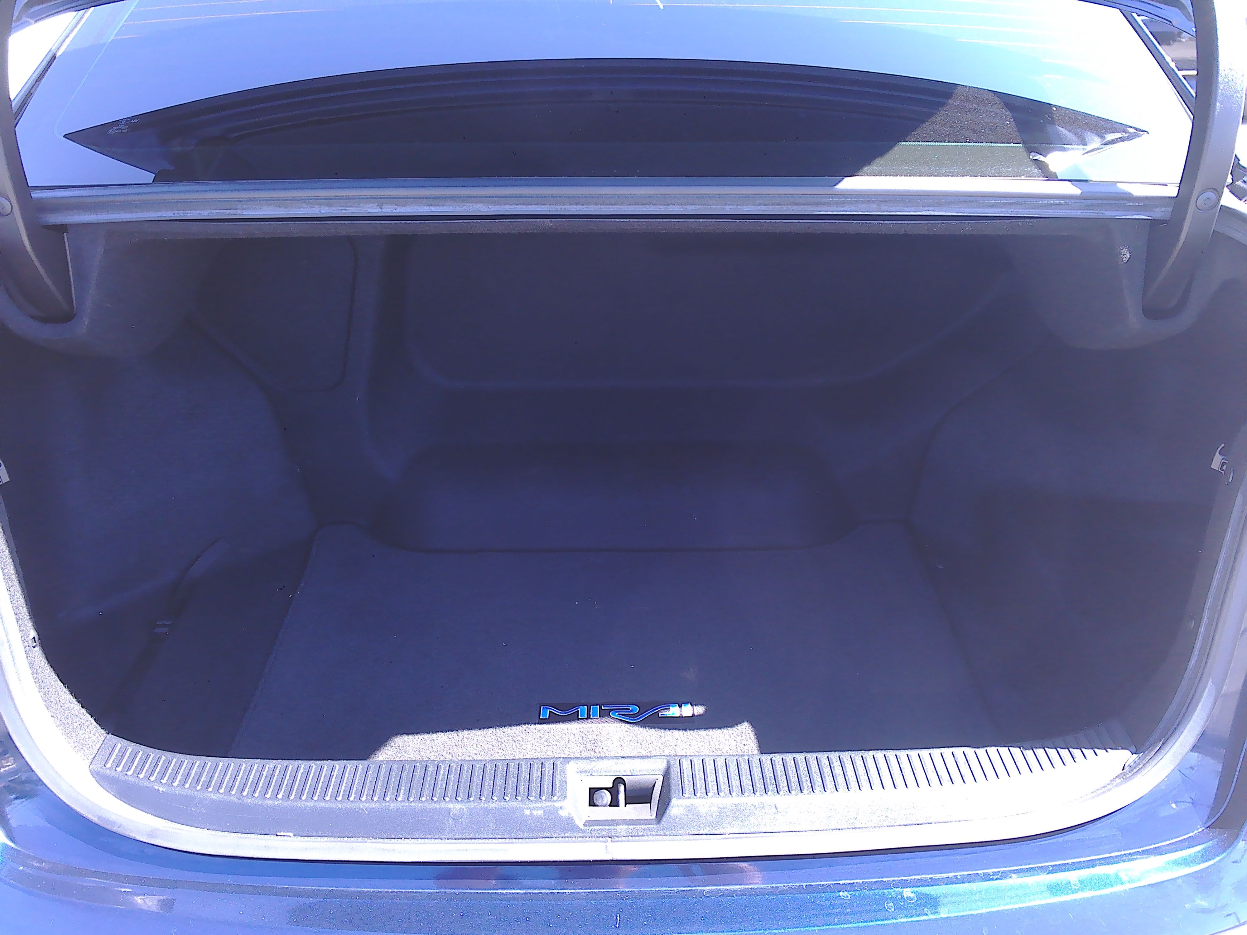 Used 2017 Toyota Mirai FWD image 13