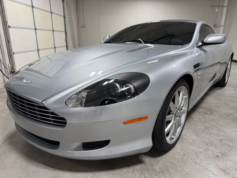 Used 2005 Aston Martin DB9 RWD image 11