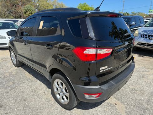 Used 2018 Ford EcoSport SE image 3