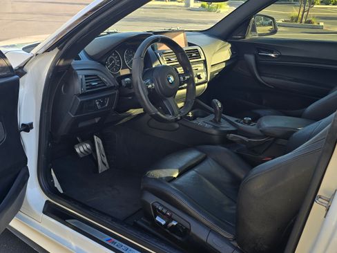 Used 2016 BMW M235i image 18