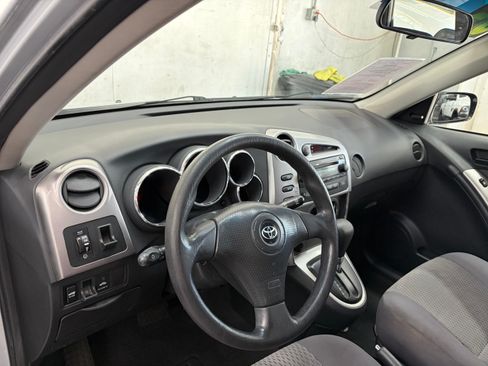 Used 2005 Toyota Matrix UNAVAIL FWD image 14
