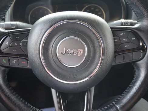 Used 2020 Jeep Renegade Altitude image 13