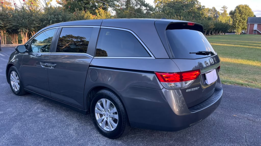 Used 2015 Honda Odyssey EX-L image 5